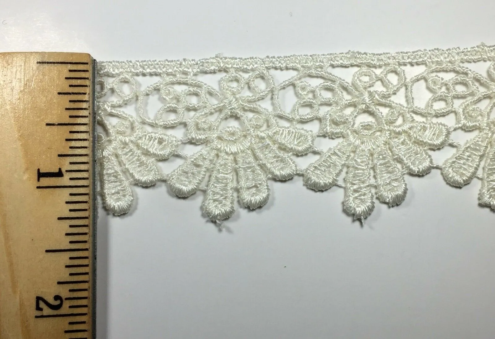 1-1/4" Floral Venise Lace Trim - 18 Continuous Yards - Color: Off White