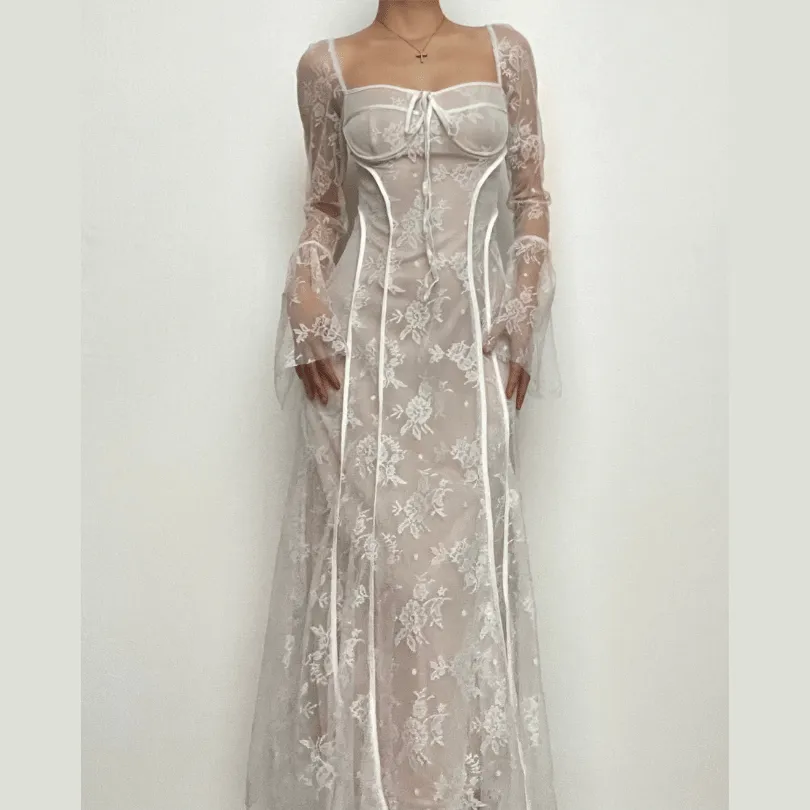 BerriesJam - Flared Sleeve Contrast Zip-Up Lace Self Tie Maxi Dress