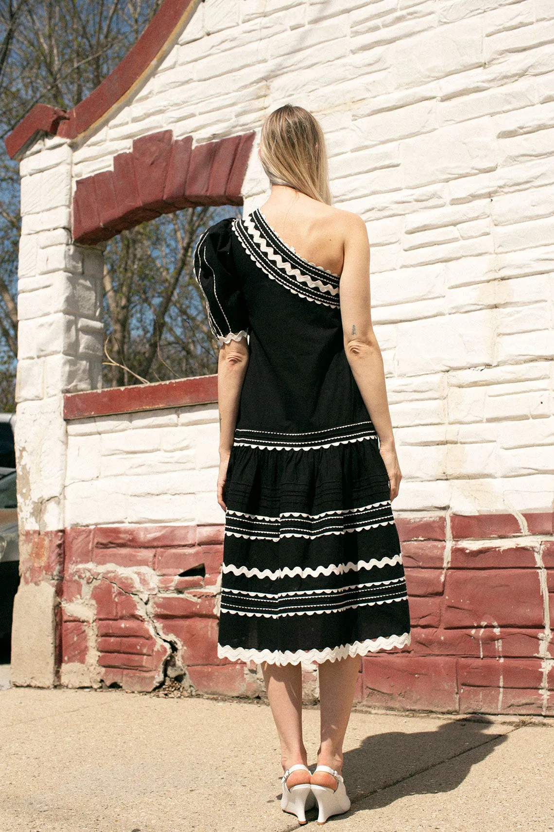 Black Ric Rac Ryleigh Dress