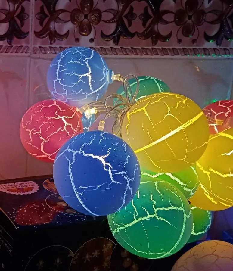 Decorative Multicolor Crack Ball String Lights