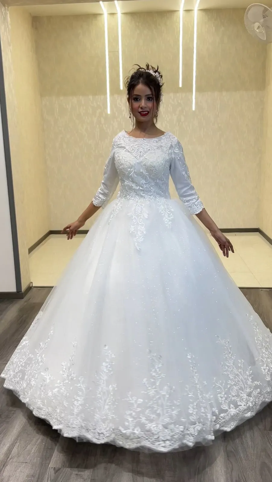 Gownlink White Wedding Ball Gown for the Christian Bride GLGF051C